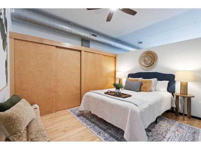 333 Nw 9TH Ave 1217, Portland, OR 97209