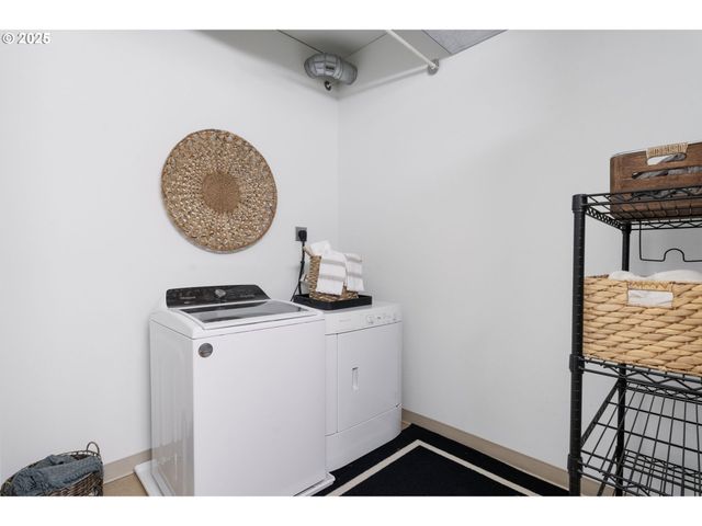 333 Nw 9TH Ave 1217, Portland, OR 97209