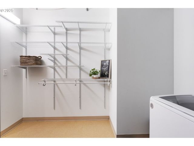 333 Nw 9TH Ave 1217, Portland, OR 97209