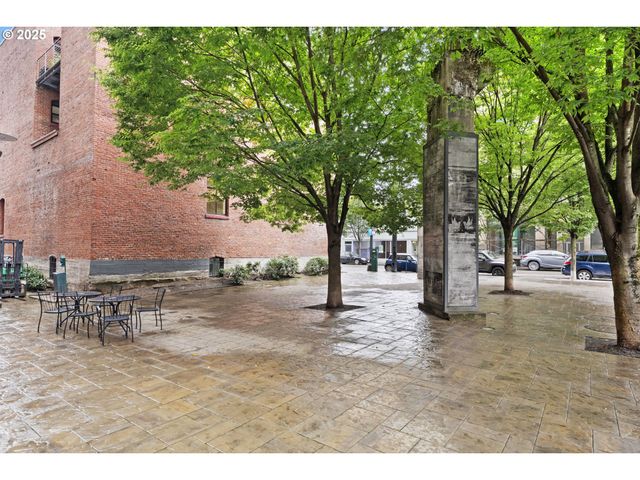 333 Nw 9TH Ave 1217, Portland, OR 97209