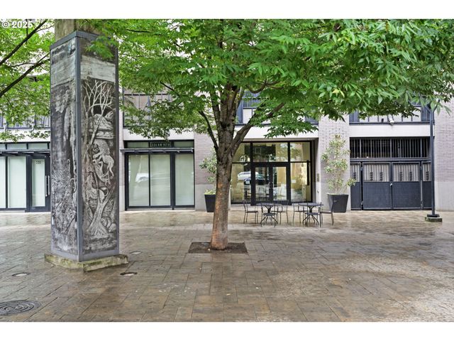 333 Nw 9TH Ave 1217, Portland, OR 97209