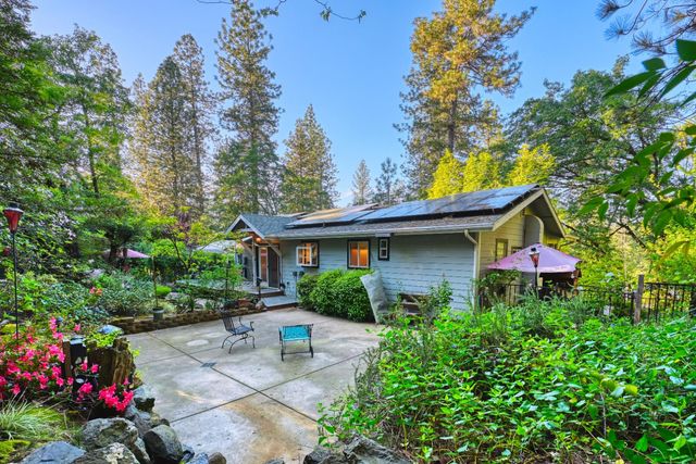 20925 Indian Dr, Colfax, CA 95713