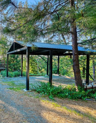 20925 Indian Dr, Colfax, CA 95713