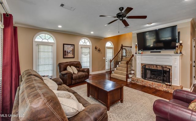 568 Cliffview Drive, Brandon, MS 39047