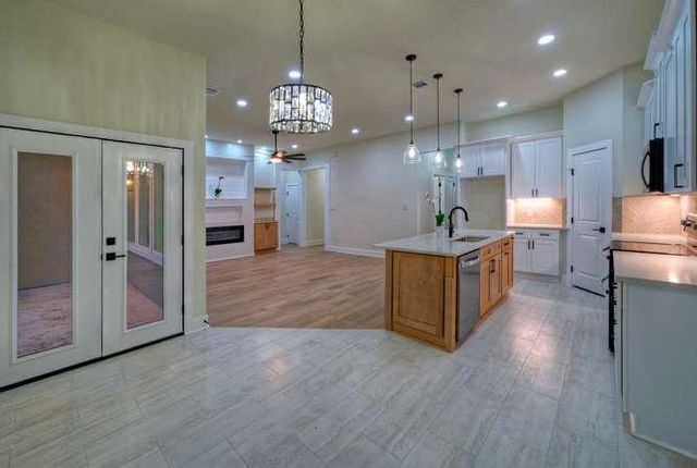 150 Waimanalo LN, Bastrop, TX 78602