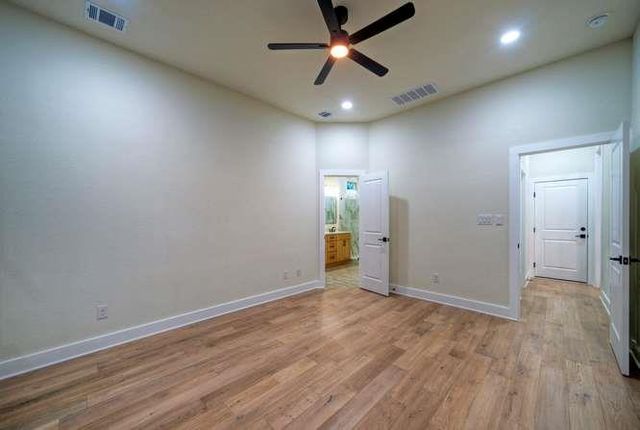 150 Waimanalo LN, Bastrop, TX 78602
