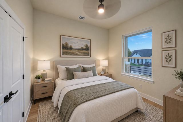 150 Waimanalo LN, Bastrop, TX 78602
