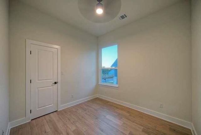 150 Waimanalo LN, Bastrop, TX 78602