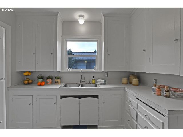 6425 Ne 35TH Ave, Portland, OR 97211