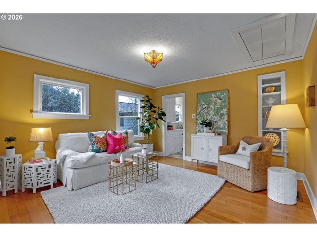 6425 Ne 35TH Ave, Portland, OR 97211