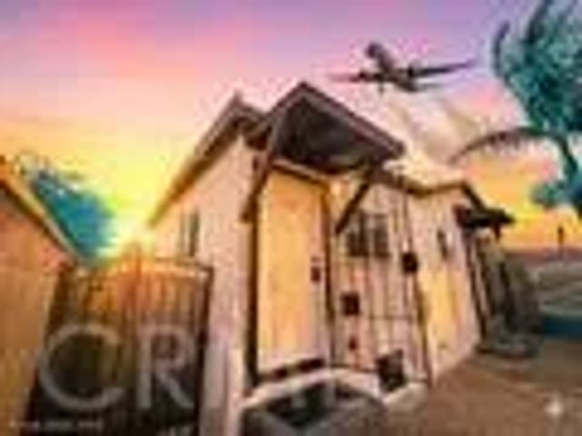 10920 S Inglewood Avenue, Inglewood, CA 90304