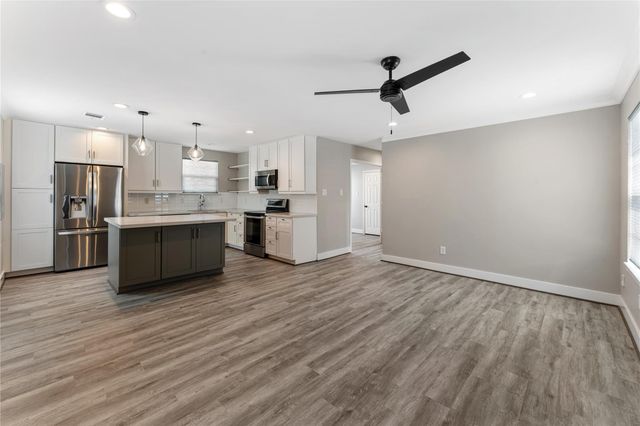 809 E 40th Street, Houston, TX 77022