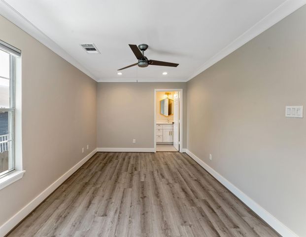 809 E 40th Street, Houston, TX 77022