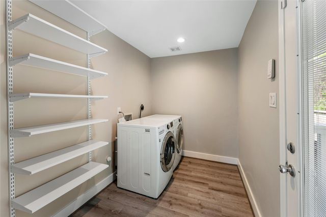 809 E 40th Street, Houston, TX 77022