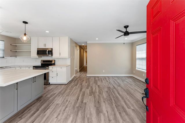 809 E 40th Street, Houston, TX 77022