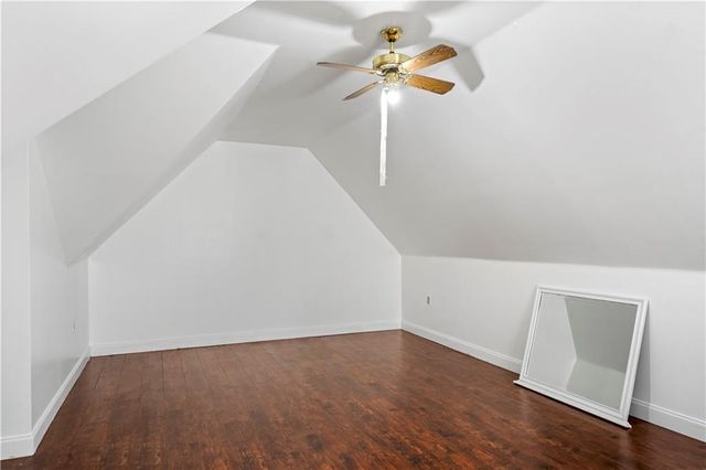 135 Creekview Dr, Newnan, GA 30263