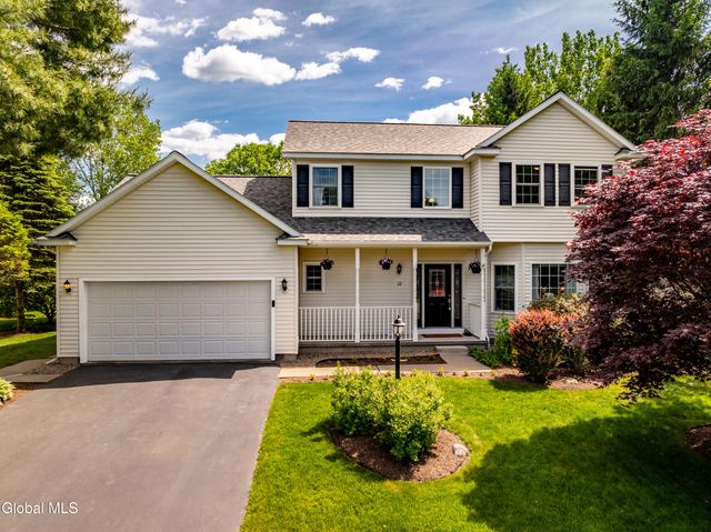 22 Blue Jay Way, Clifton Park, NY 12148
