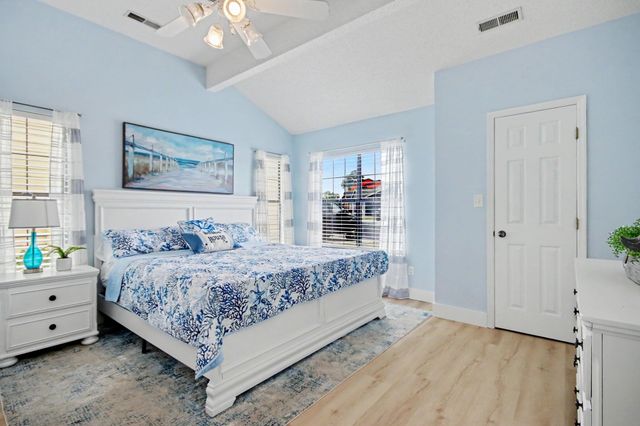 1001 Charles St., North Myrtle Beach, SC 29582