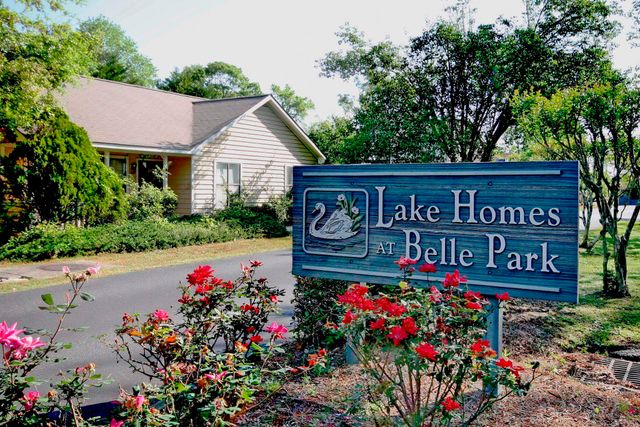 1001 Charles St., North Myrtle Beach, SC 29582