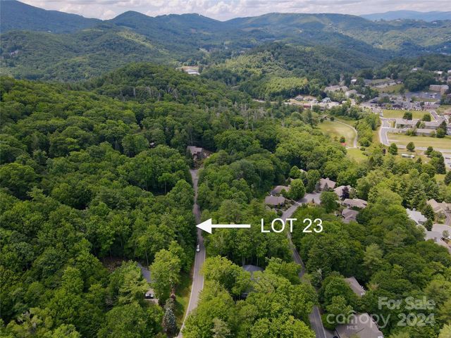 109 Puddingstone Parkway 23, Banner Elk, NC 28604