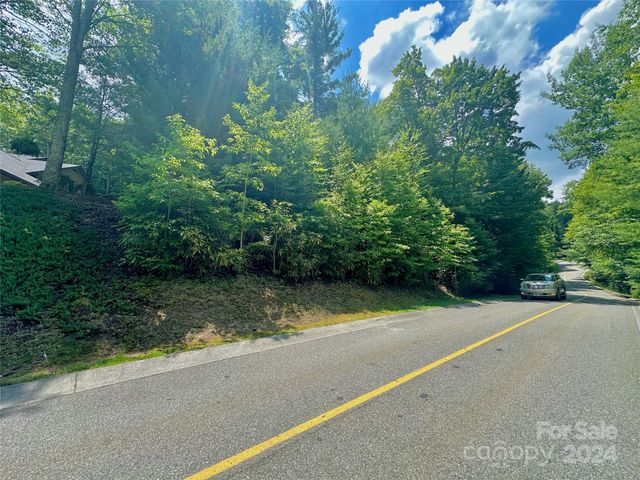 109 Puddingstone Parkway 23, Banner Elk, NC 28604