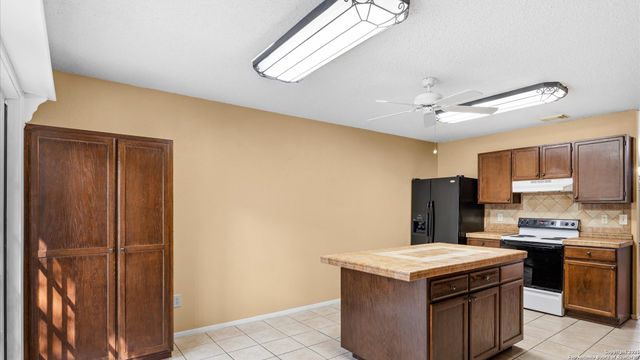 4714 Irish Elm, San Antonio, TX 78247