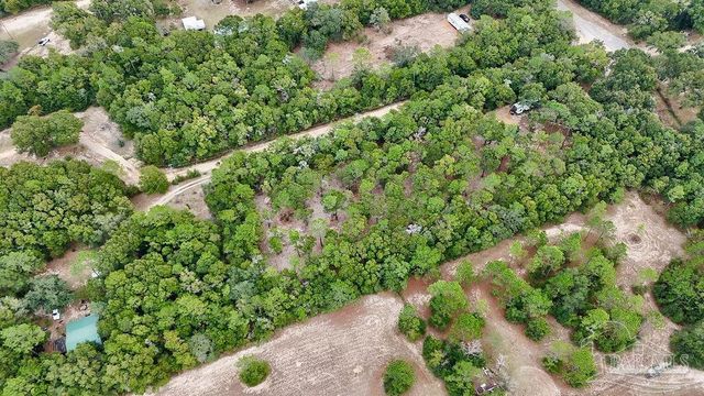 8004 Delta Dr, Milton, FL 32583