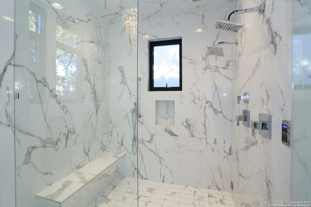 6 Montivillers, San Antonio, TX 78257
