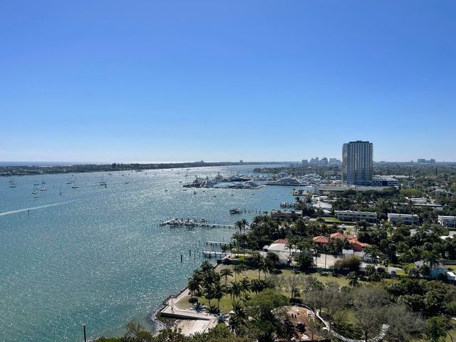 5200 N Flagler Drive 2004, West Palm Beach, FL 33407