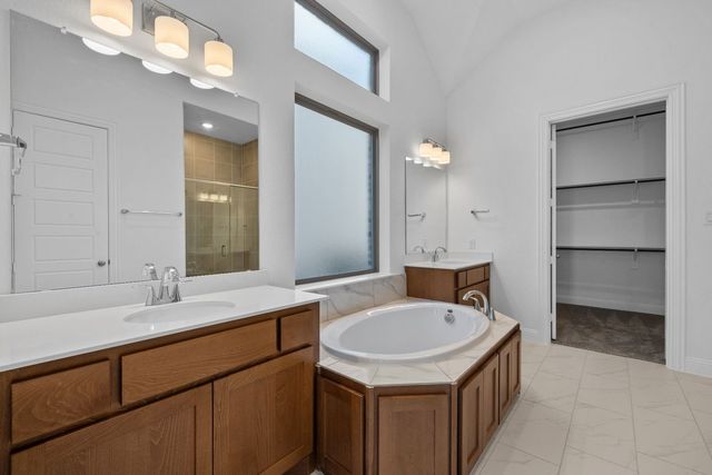 937 Mumms Drive, Fort Worth, TX 76177