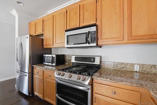 25331 Chesterfield Ln, Wildomar, CA 92595