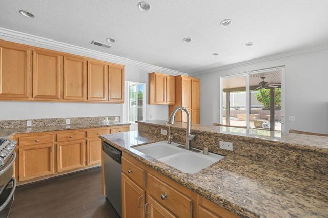 25331 Chesterfield Ln, Wildomar, CA 92595