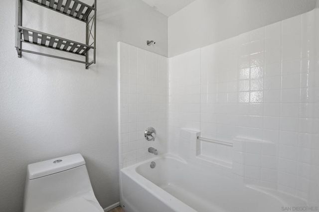 25331 Chesterfield Ln, Wildomar, CA 92595