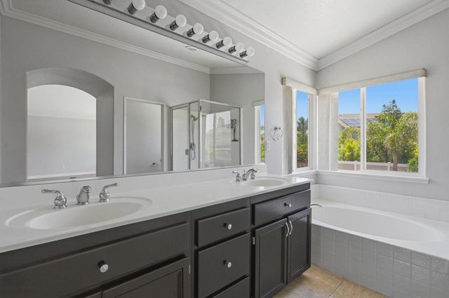 25331 Chesterfield Ln, Wildomar, CA 92595