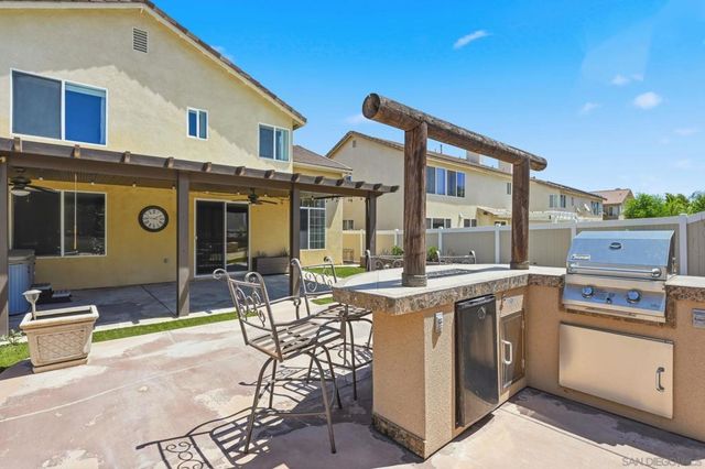 25331 Chesterfield Ln, Wildomar, CA 92595