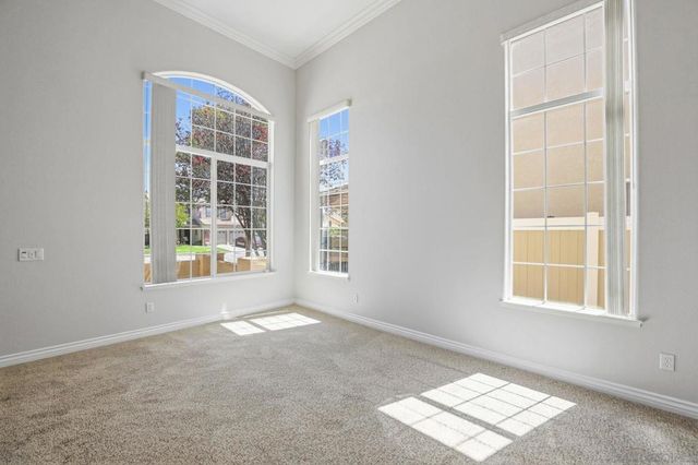 25331 Chesterfield Ln, Wildomar, CA 92595