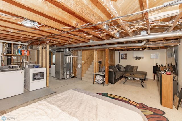 1028 11th Avenue N, Moorhead, MN 56560