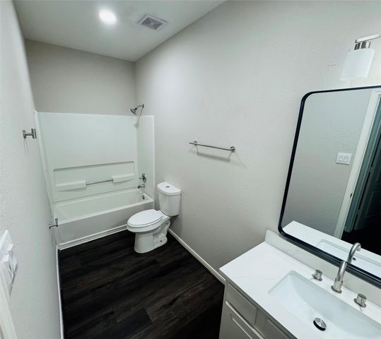 9530 Flying Eagle Court, Houston, TX 77083