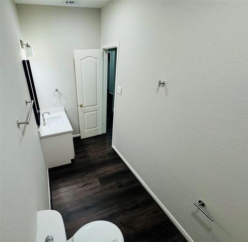 9530 Flying Eagle Court, Houston, TX 77083