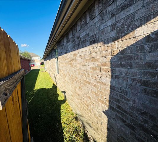 9530 Flying Eagle Court, Houston, TX 77083