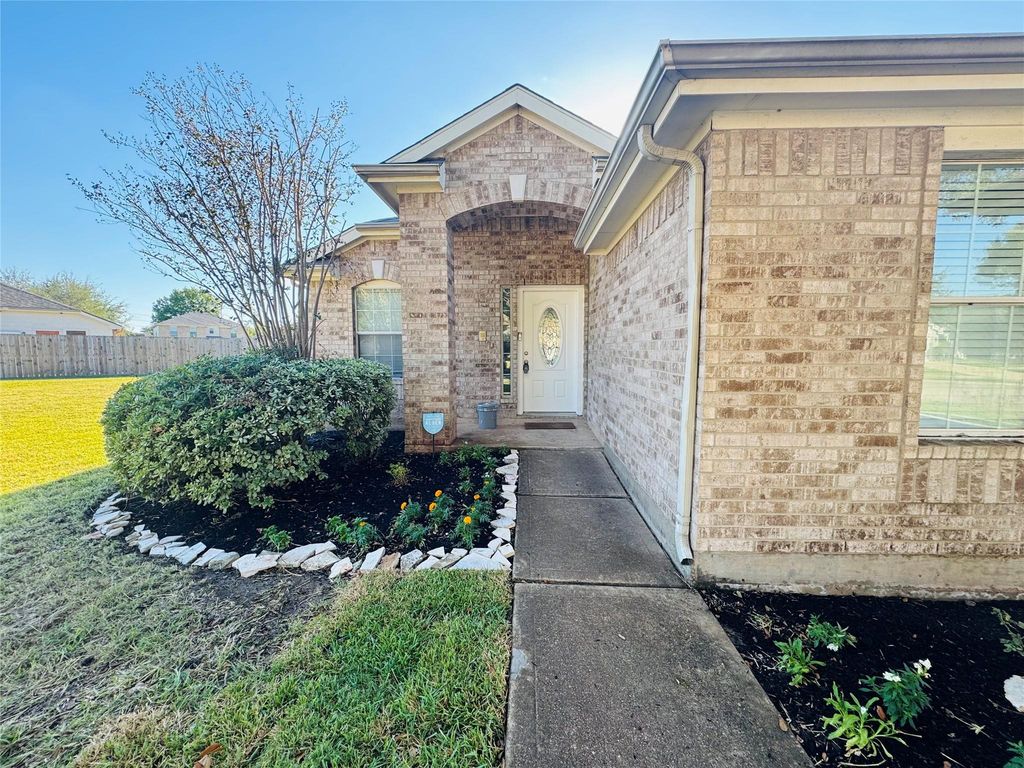 9530 Flying Eagle Court, Houston, TX 77083