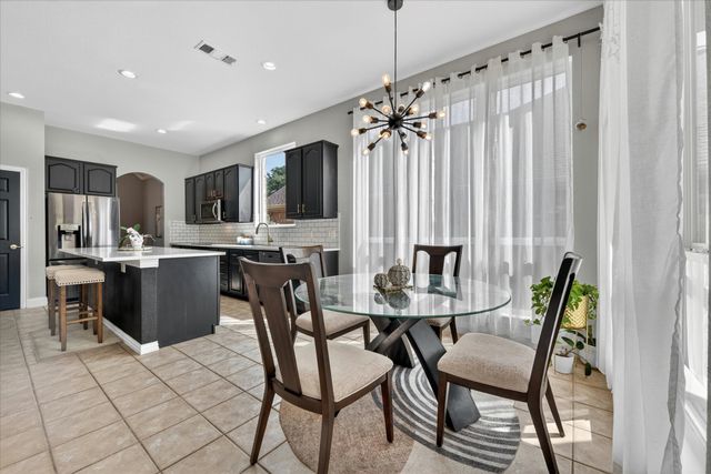 3829 Vernon Way, Fort Worth, TX 76244