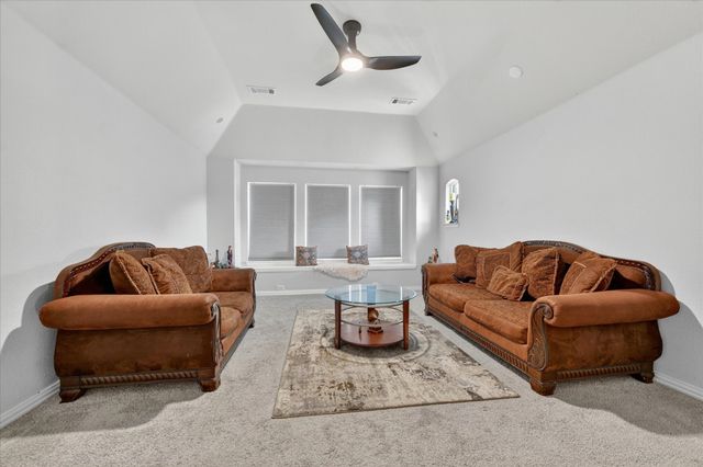 3829 Vernon Way, Fort Worth, TX 76244