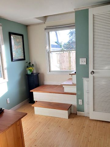 10 Grindell Avenue, Dennis Port, MA 02639