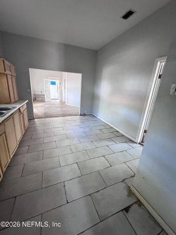 306 WOODLAWN Avenue, Jacksonville, FL 32204