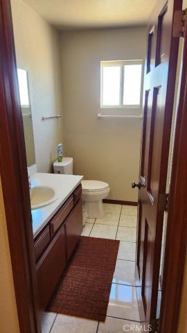 7250 Cayucos, Phelan, CA 92371