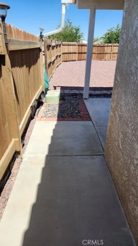 7250 Cayucos, Phelan, CA 92371