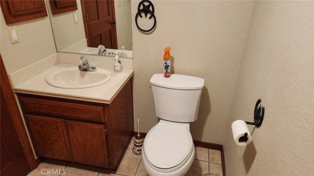 7250 Cayucos, Phelan, CA 92371