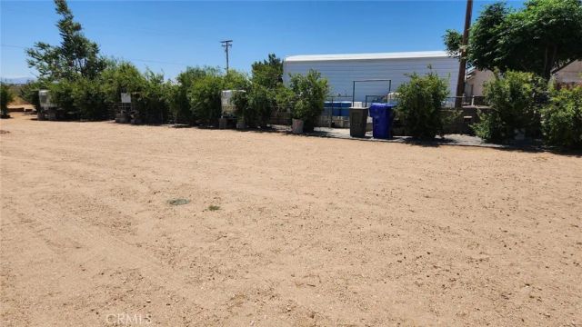 7250 Cayucos, Phelan, CA 92371