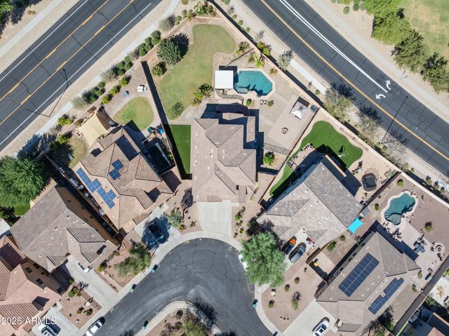 18250 W PURDUE Avenue, Waddell, AZ 85355